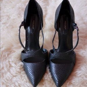 Zara black pointed pumps heels